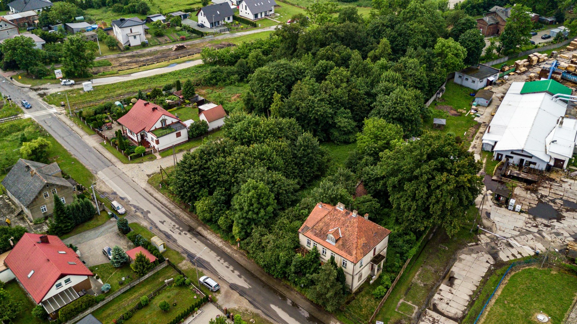 Działka na sprzedaż